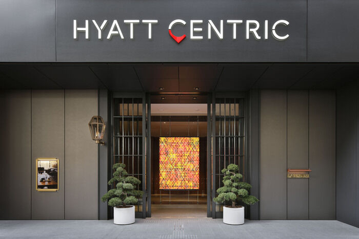 hyatt_01.jpg